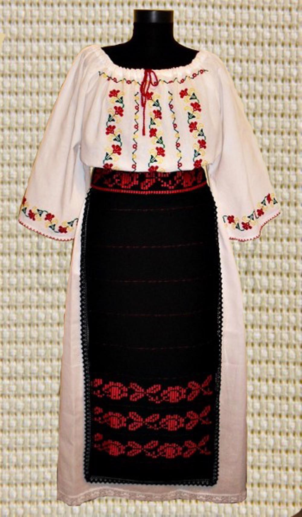 Costum Popular Adelina